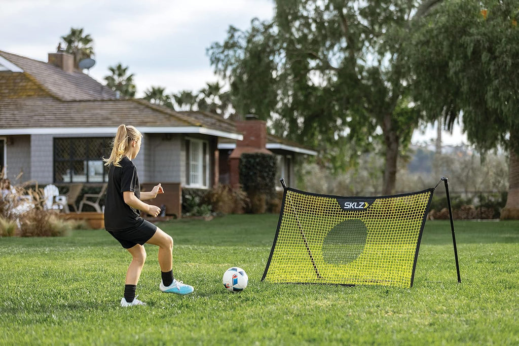 Solo Soccer Net Trainer and Rebounder with Carry Bag Z442613
