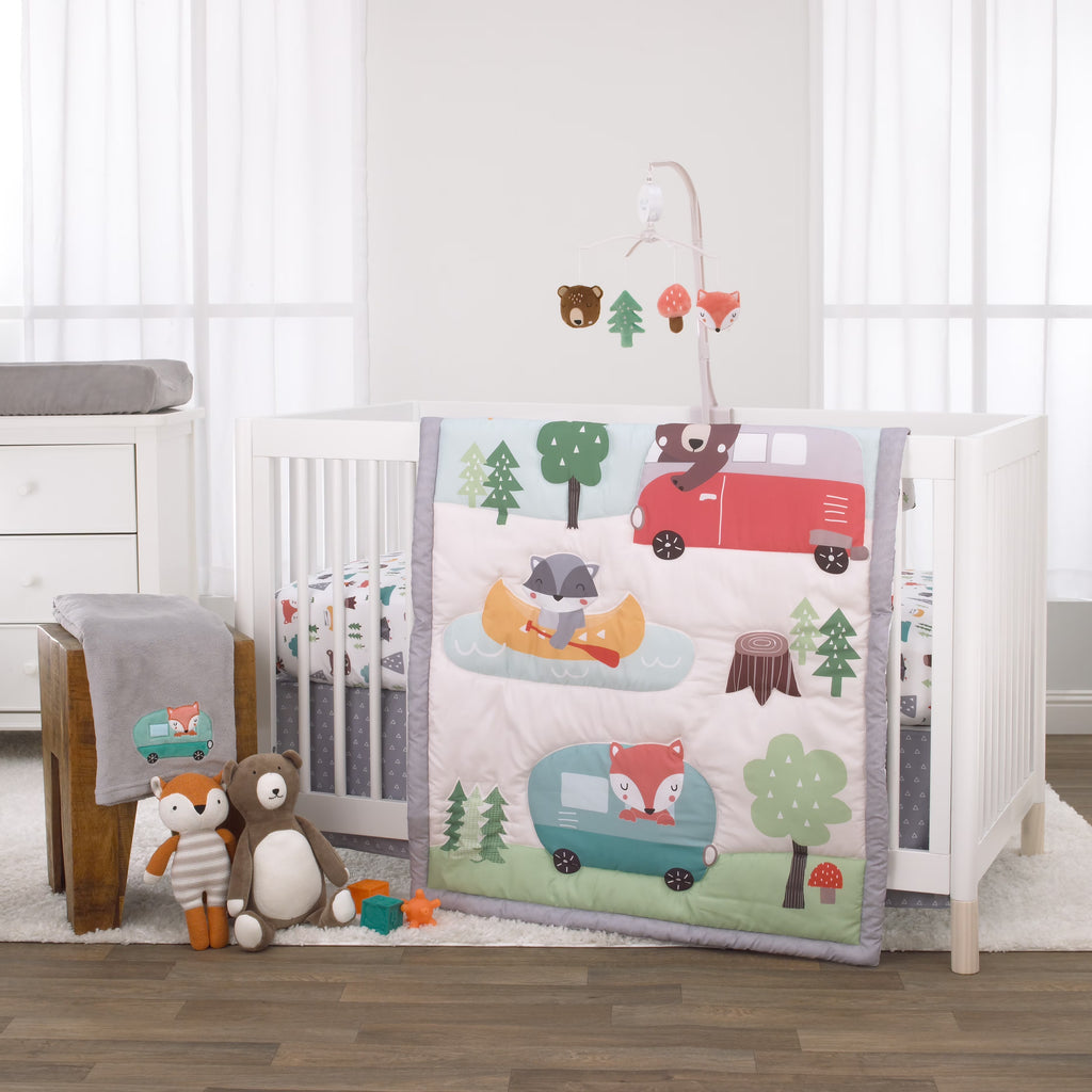 3-Piece Nursery Crib Bedding Set with Comforter, Fitted Crib Sheet and Dust Ruffle G449