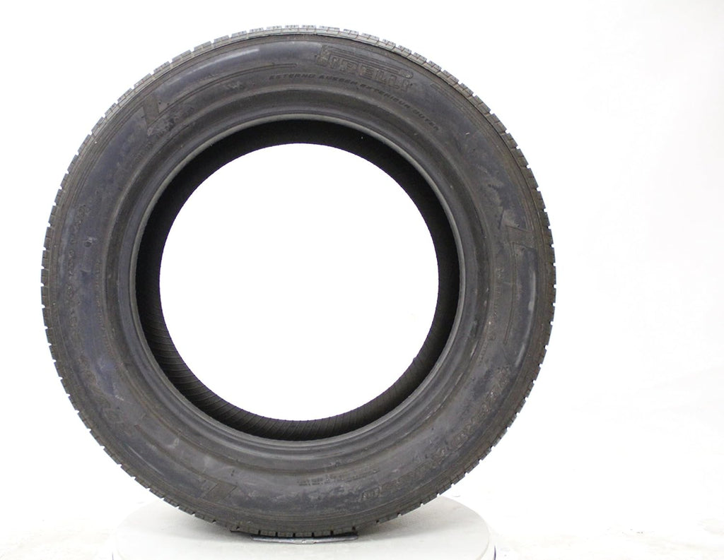 285/40R18 Performance Radial Tire W288150