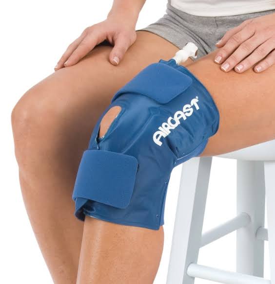 Cryo Cuff Shoulder with Cooler Y160190