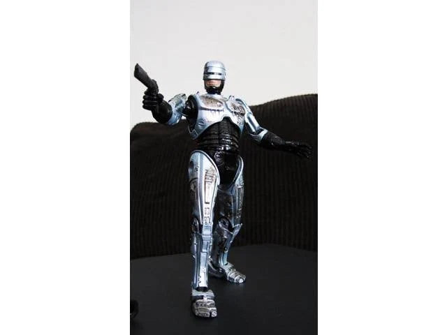 7 inch Battle Damaged Action Figure U665611