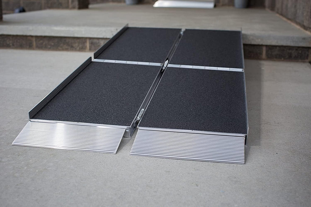 Suitcase Trifold Portable Ramp, 10 Foot P245305