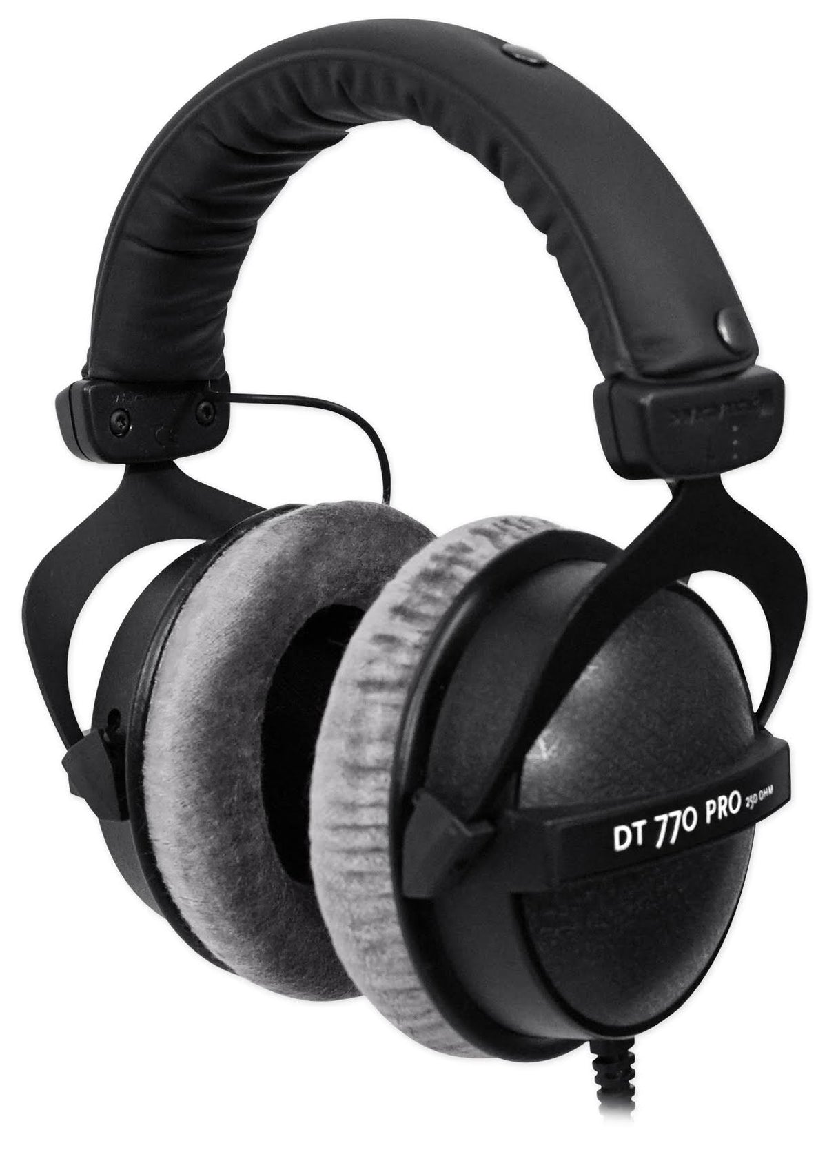 Closed Back Reference Studio Headphones P19702