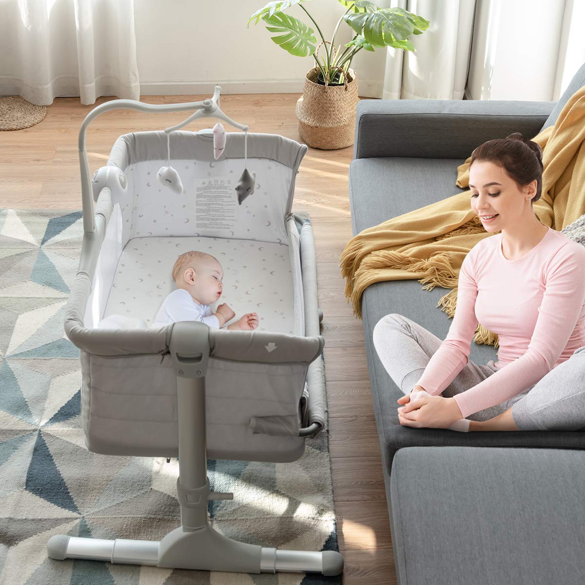 Dark Grey Height Adjustable Portable Baby Bassinet with Breathable Mesh M694928