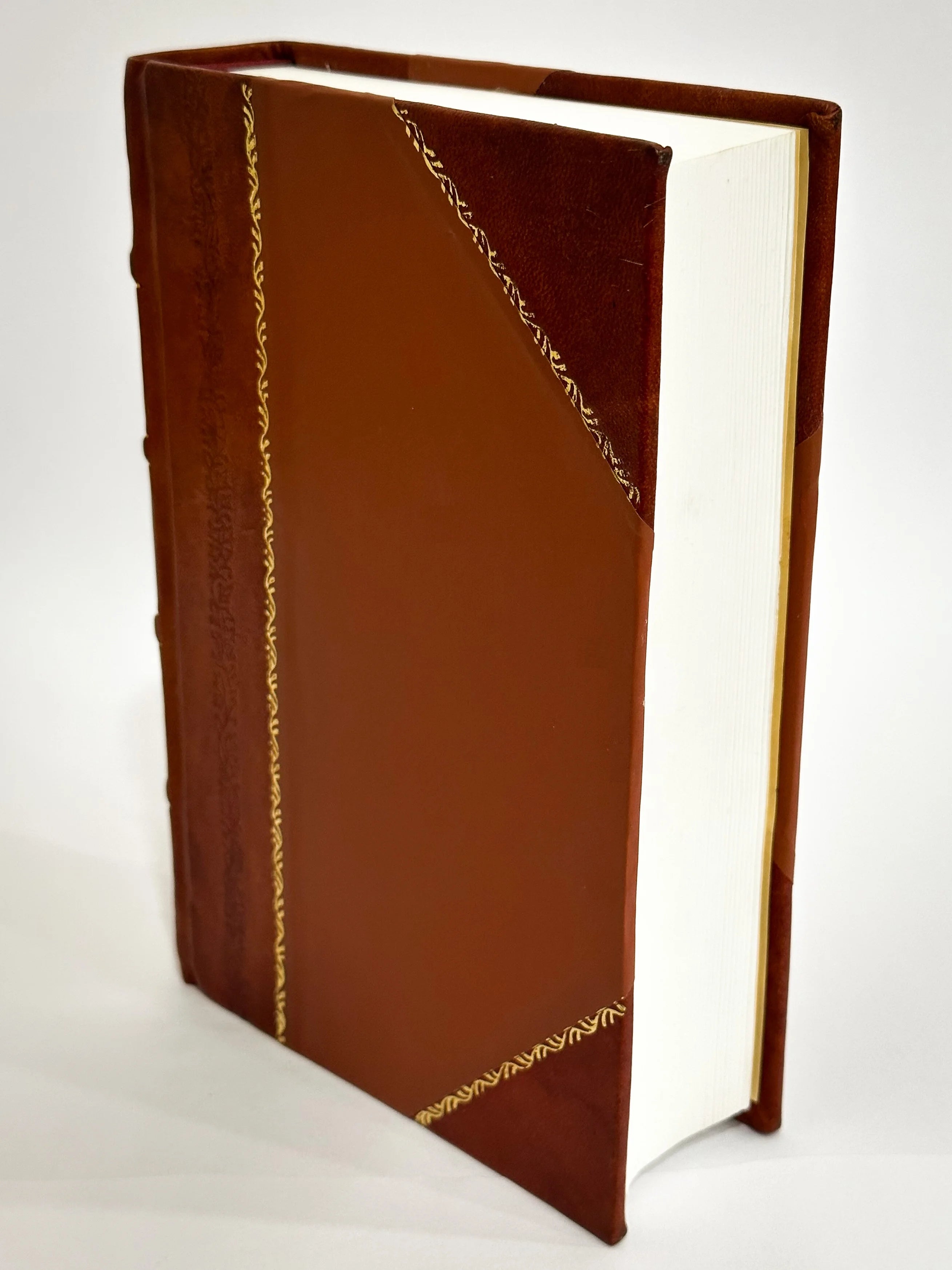 Voyages Round the World: Historical Account of Captain Cook's Voyages, Volume 3 [Leather Bound] D695530