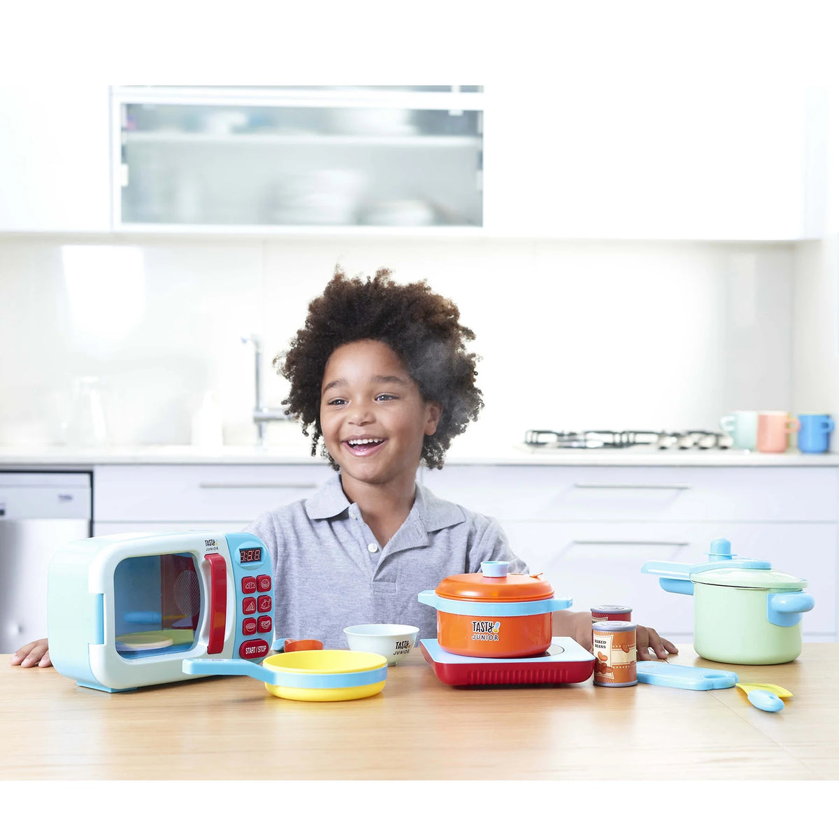 16-Piece Mini Chef Playset Toy with Lights & Sounds T6634
