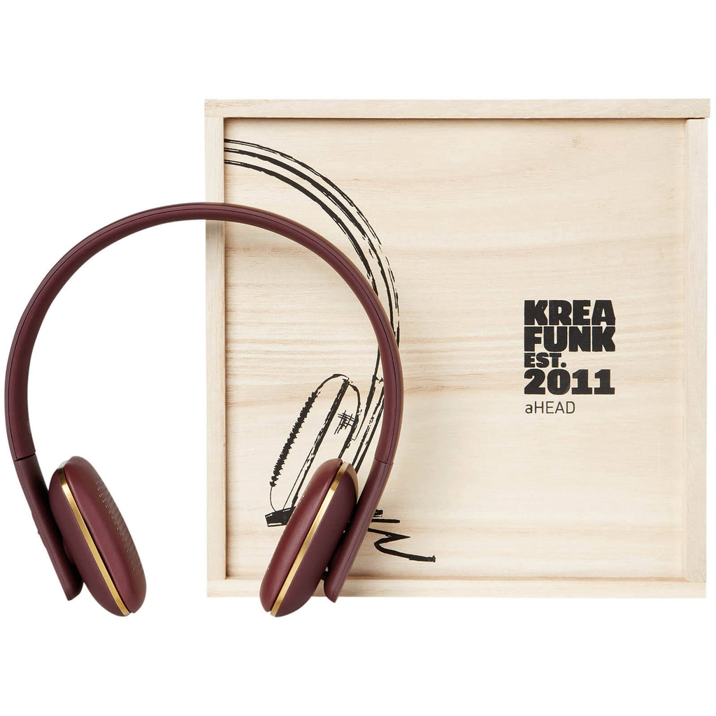 Plum Headphones S880