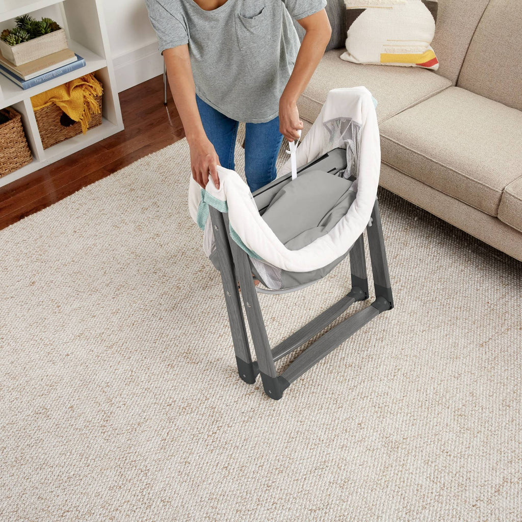 Foldaway Rocking Wood Bassinet J3373