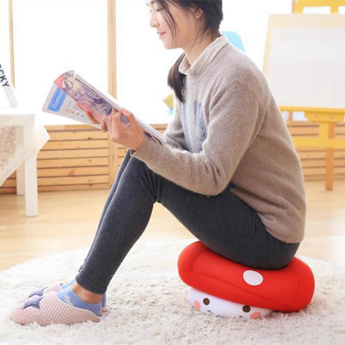 Soft Mushroom Shaped Throw Pillow X5534