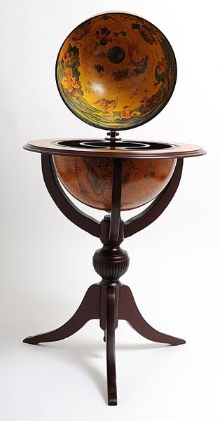 3 Legs Globe Bar I1512