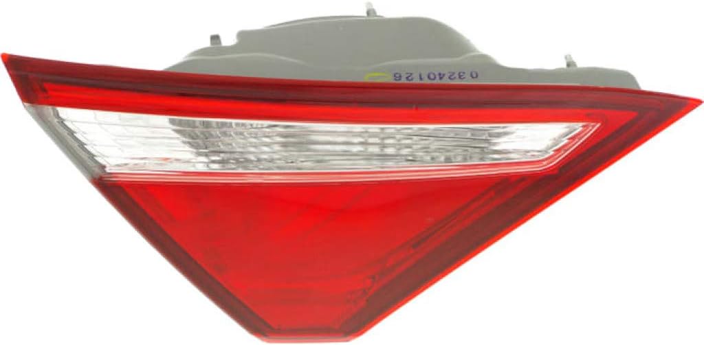 Toyota Camry Hybrid Inner Tail Light Assembly Pair K770