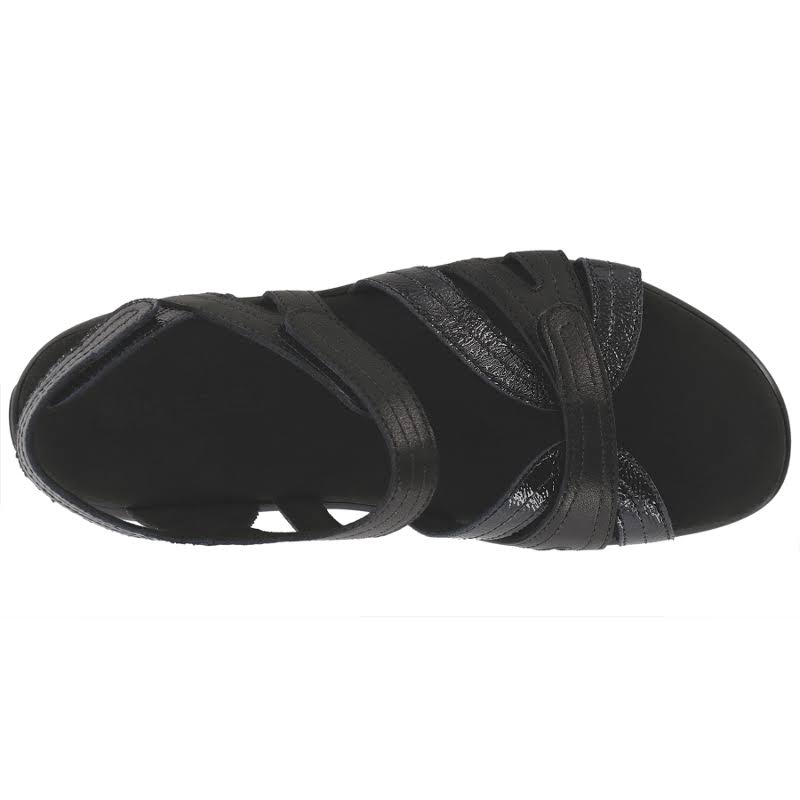 Black Sand Shoes Y6396