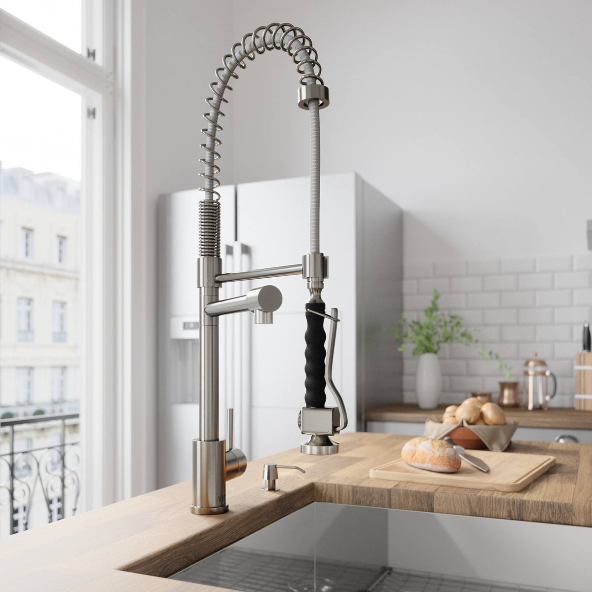Matte Black Pull-Down Kitchen Faucet with Soap Dispenser C830